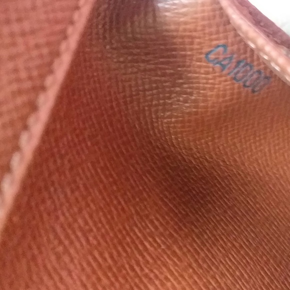 Louis Vuitton Monogram Men’s Wallet CA1300 - Picture 9 of 15